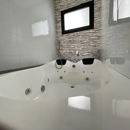 Lev Eilat Suites Exterior photo