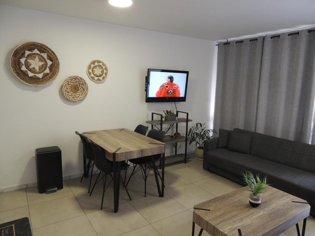 Aparthotel Lev