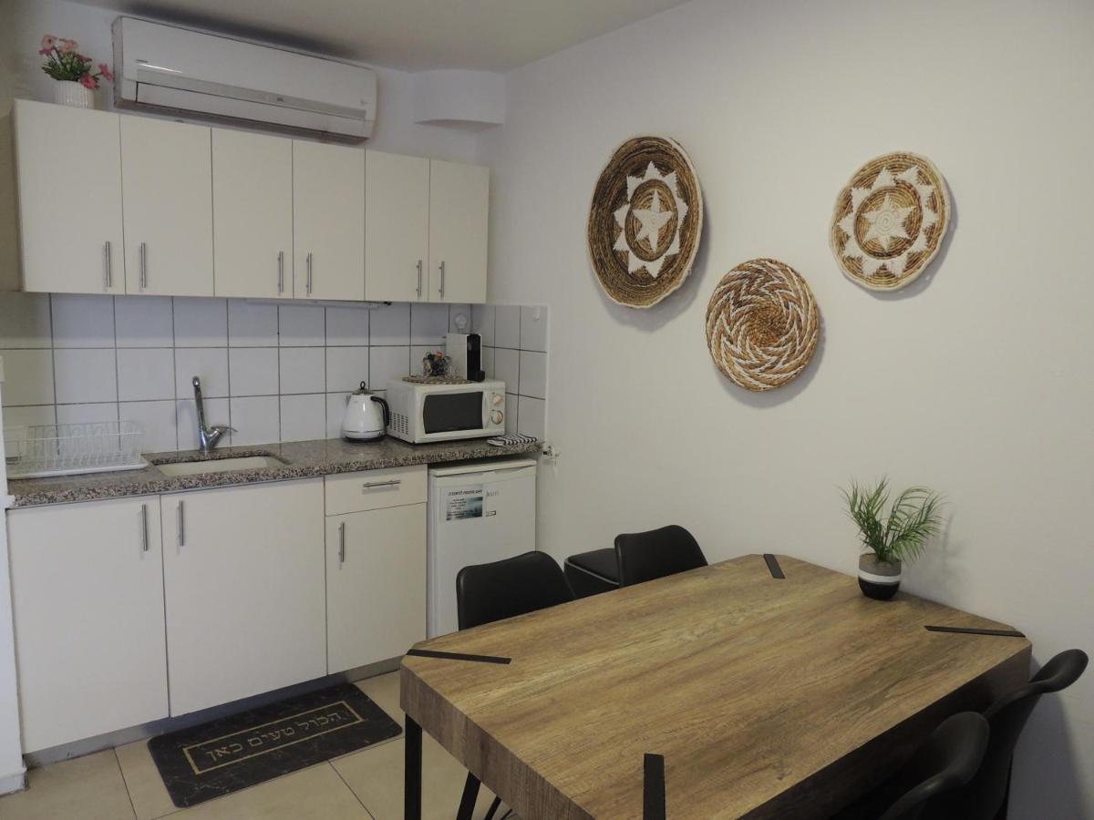 Aparthotel Lev 5*