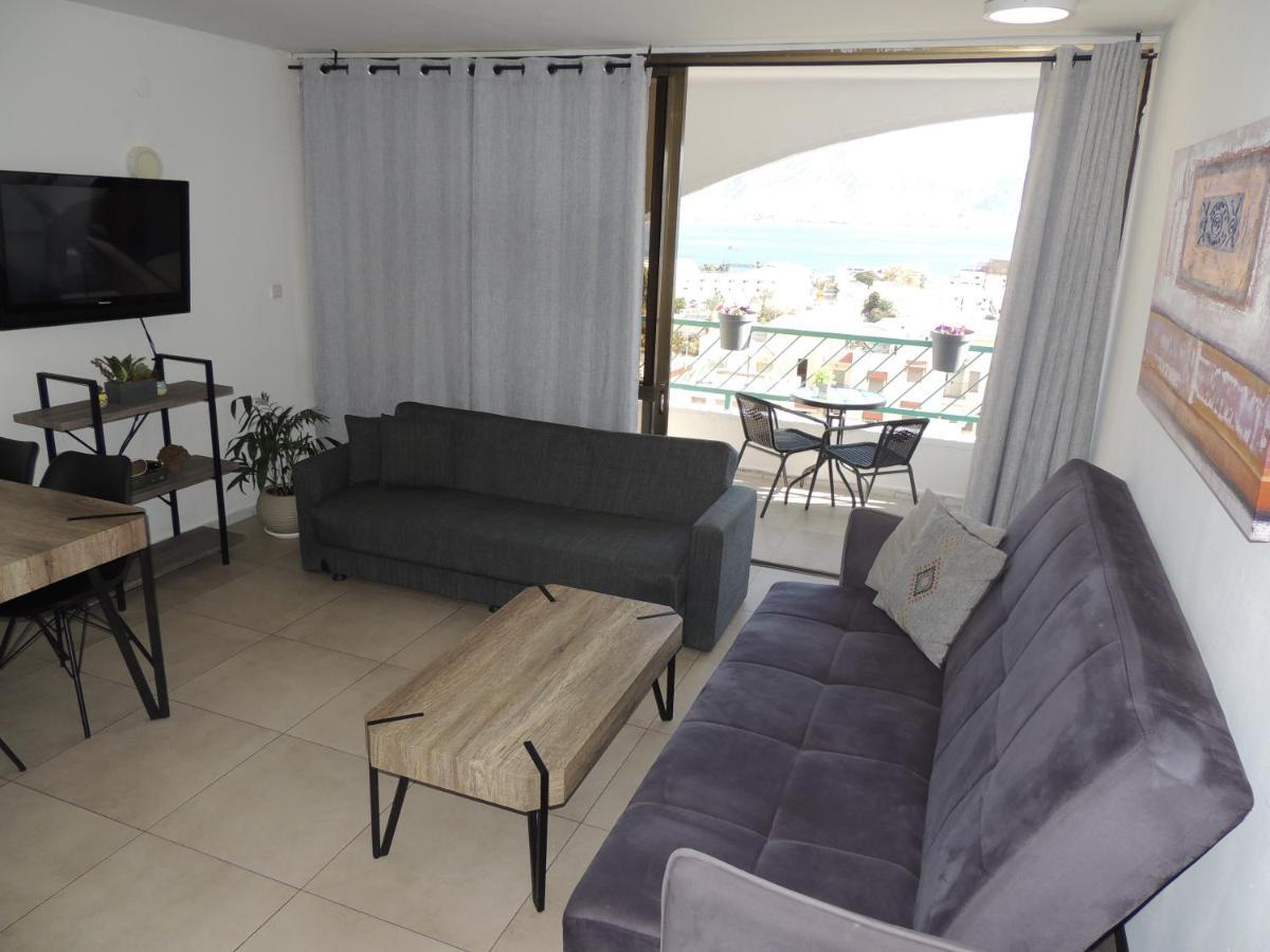 Aparthotel Lev 5*