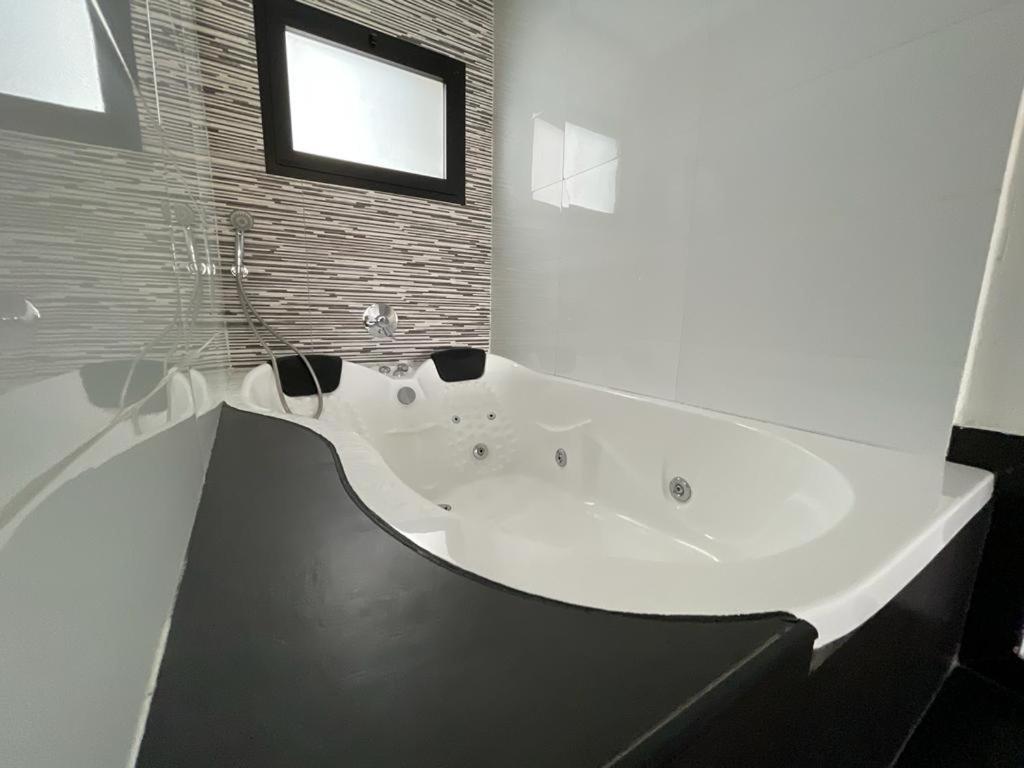 Lev Aparthotel